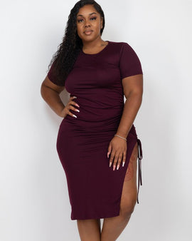 Plus size Ruched Short Sleeve Midi Dress