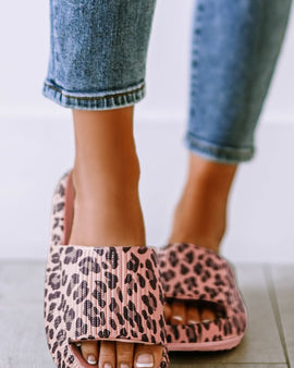 Leopard Print Thick Sole Slip On Slippers