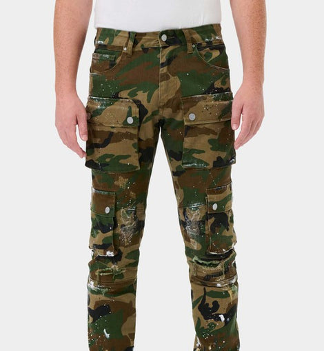 CAMO MULTI CARGO SLIM STRAIGHT PANTS